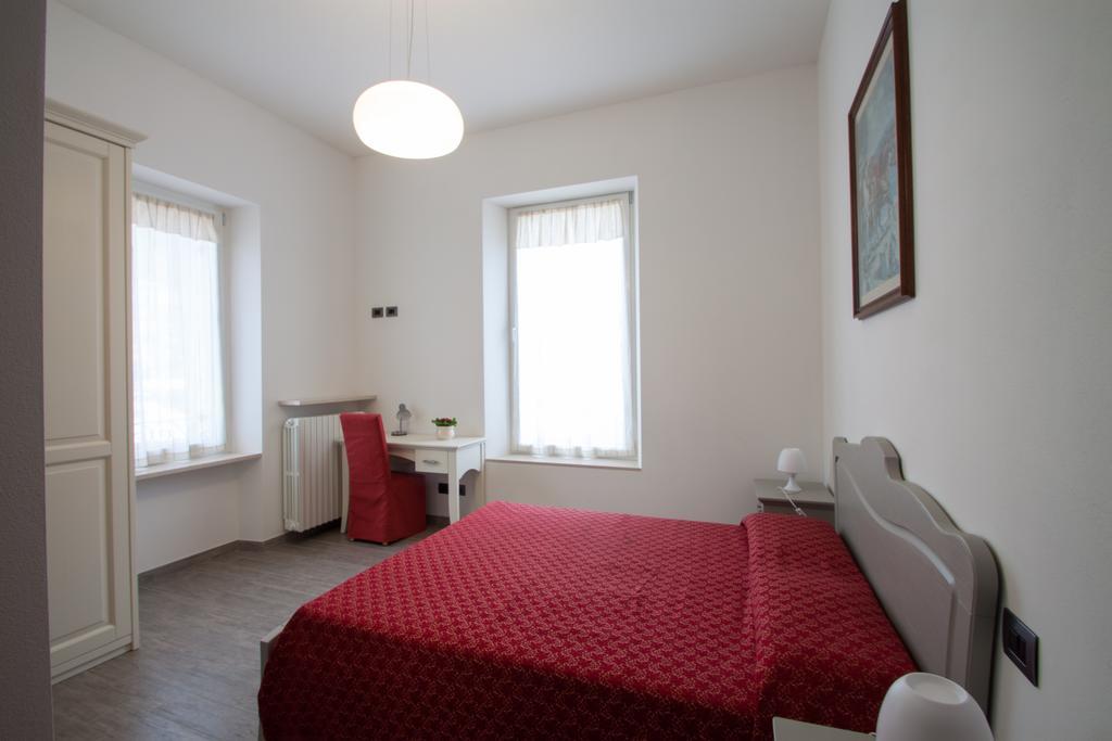 Palazzo Di Primavera Guest House Caprino Veronese Kültér fotó