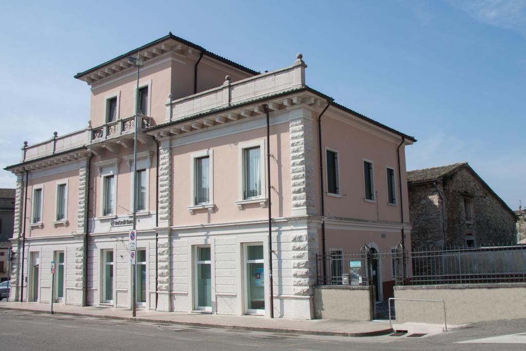 Palazzo Di Primavera Guest House Caprino Veronese Kültér fotó