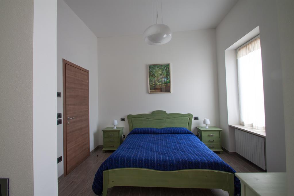 Palazzo Di Primavera Guest House Caprino Veronese Szoba fotó